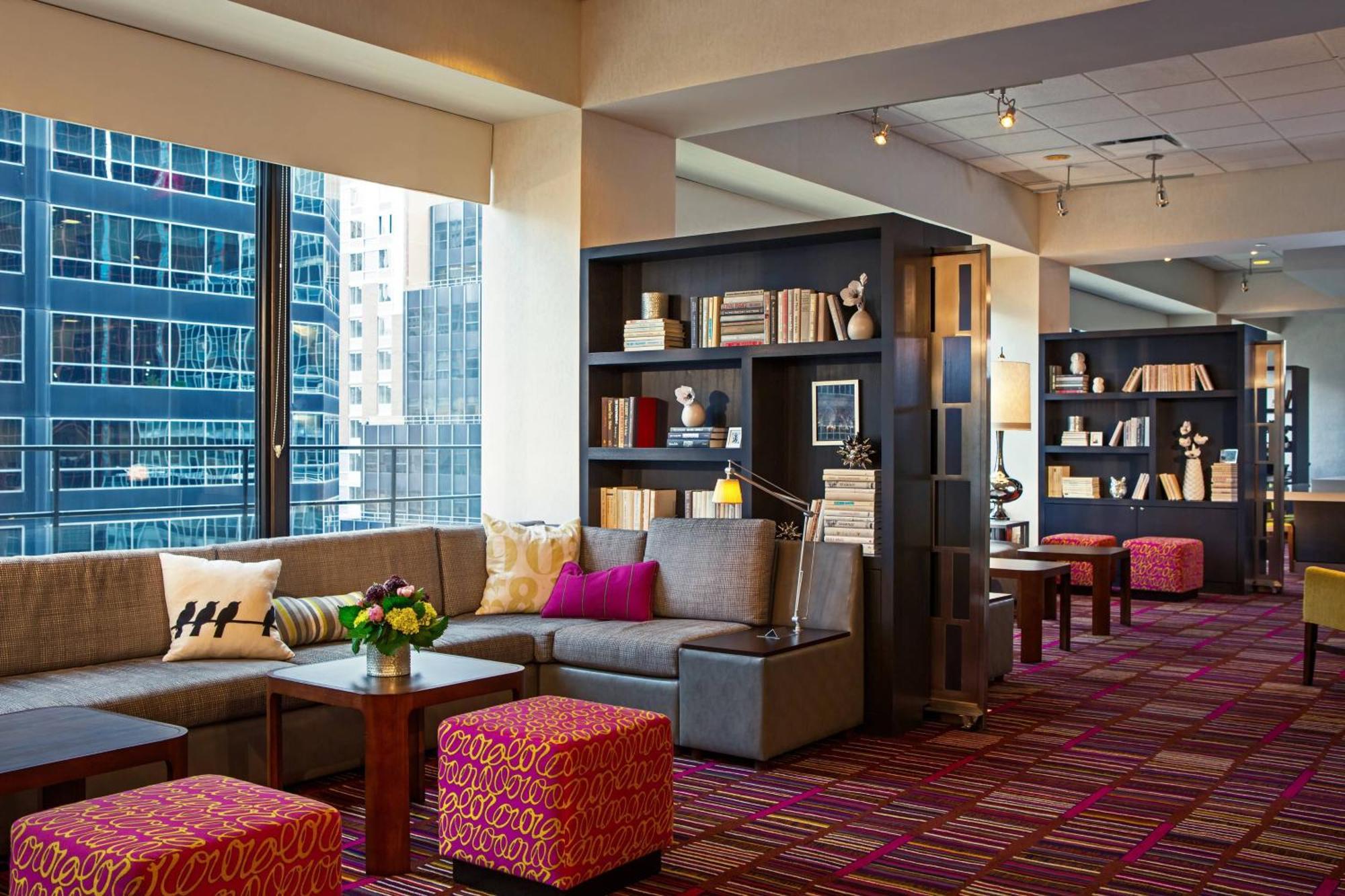 Courtyard New York Manhattan/Midtown East Exterior foto